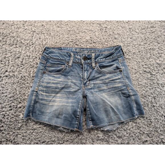 American Eagle Shorts Women 2 Blue MIDI Stretch Cut Off Distressed Bikercore - Picture 2 of 8